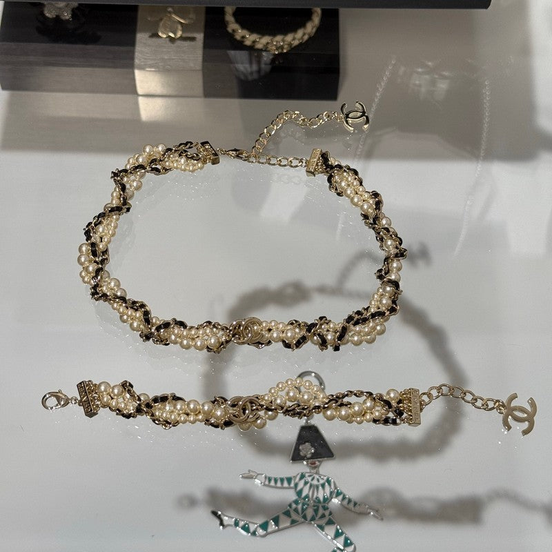 18K  Chanel Pearl Leather Choker Necklace