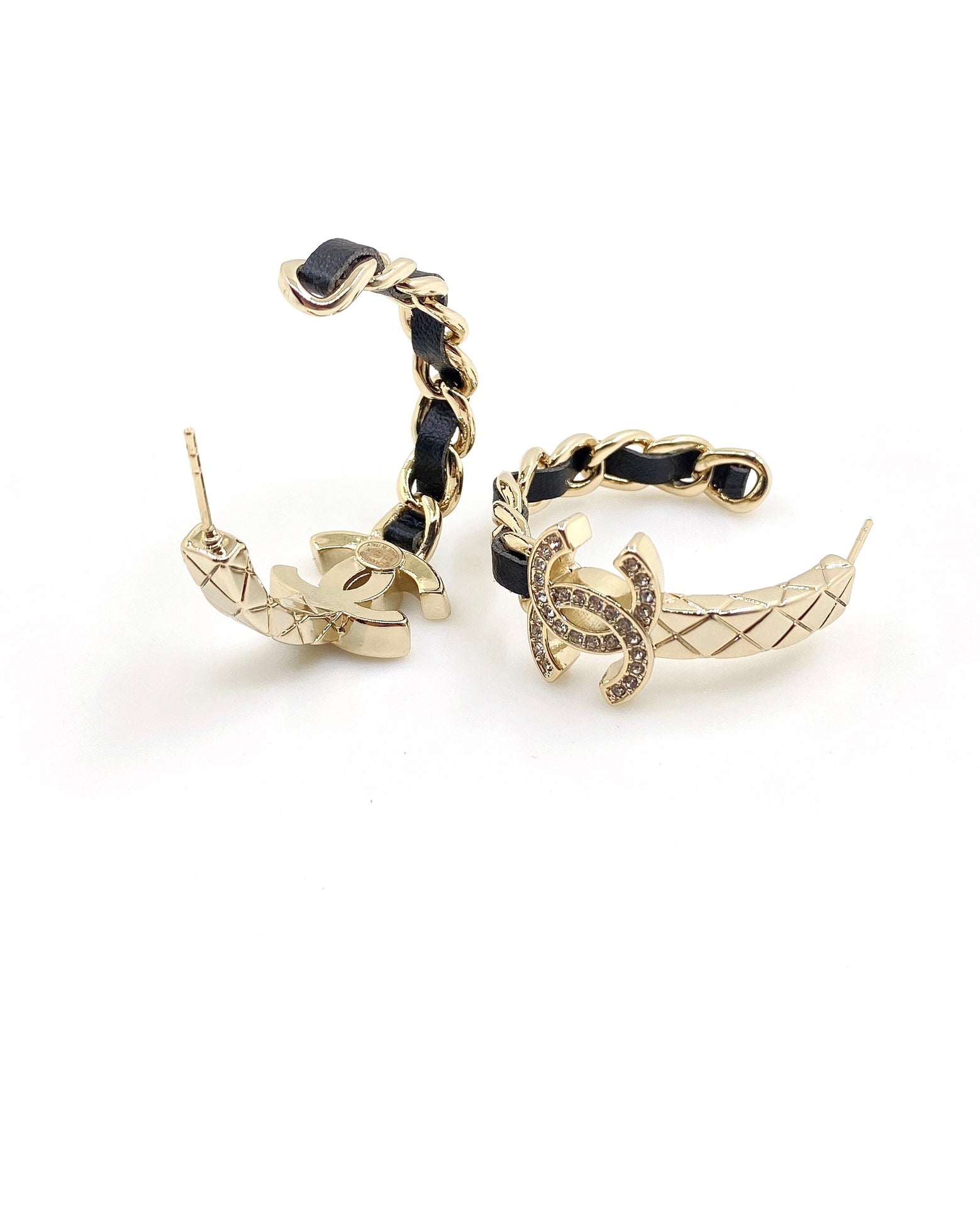 18K  Chanel Black Open Earrings